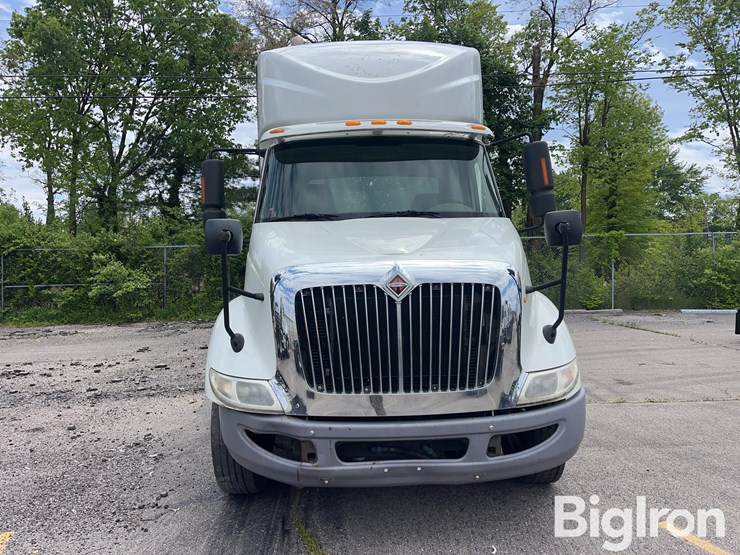 2016-international-transtar-8600-image-2