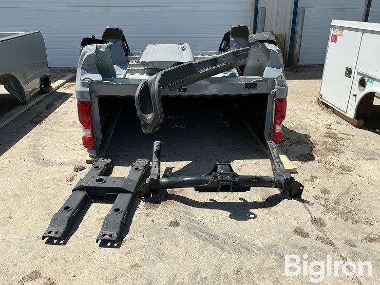 chevrolet-3500hd-image-6