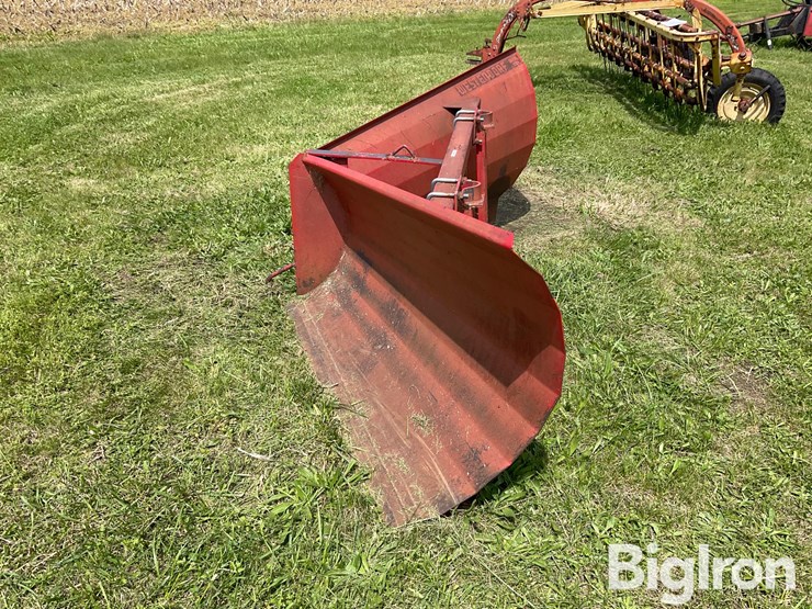 westendorf-loader-mounted-v-blade-image-8