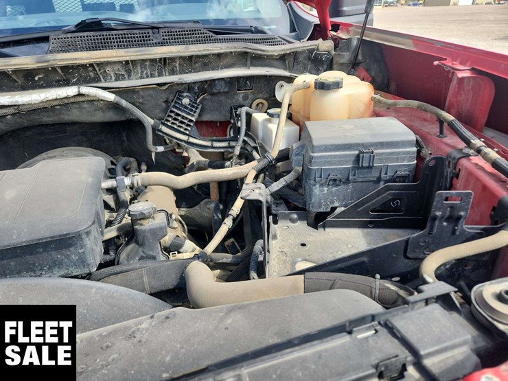 2020-chevrolet-silverado-3500hd-image-28