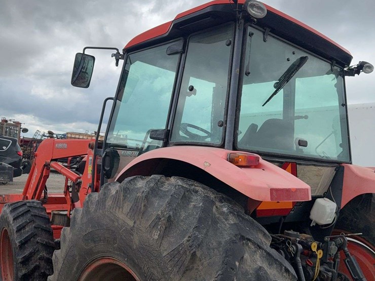 2023-kubota-m108s-image-12