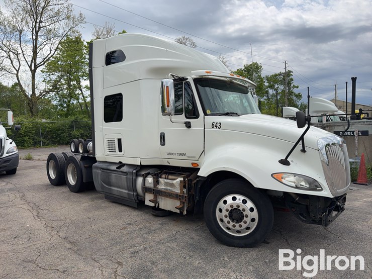 2015-international-prostar-image-3