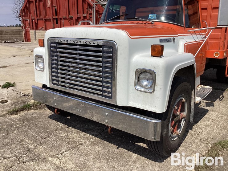 1976-international-loadstar-image-11
