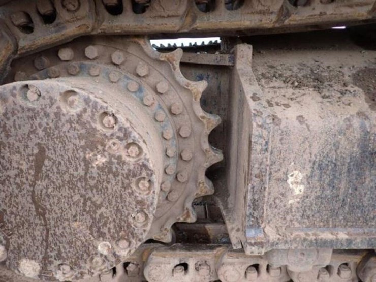 2010-deere-270d-lc-image-50
