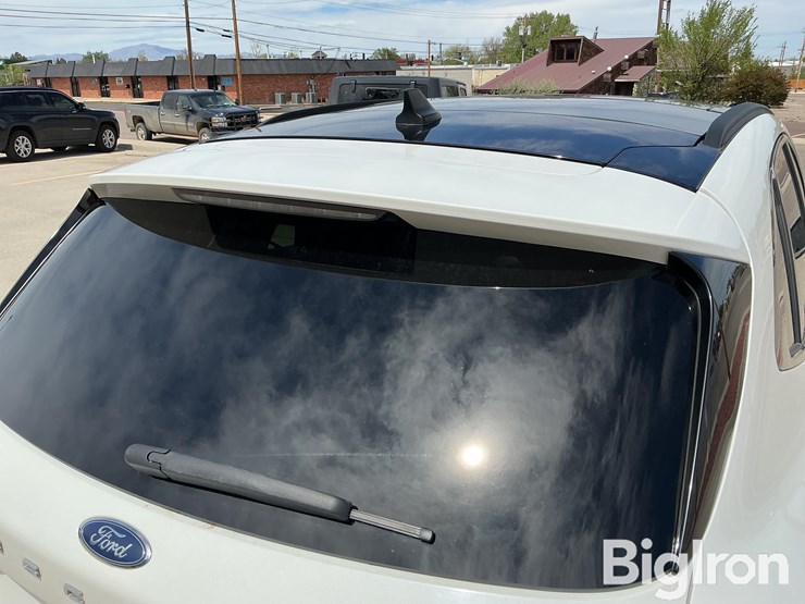 2020-ford-escape-image-13
