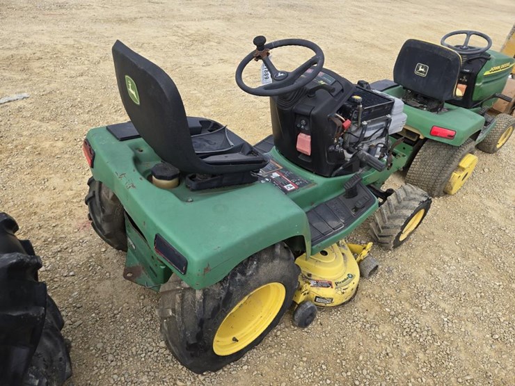 john-deere-345-image-7