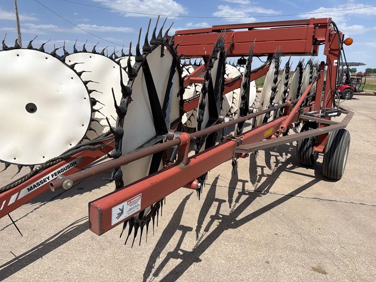 massey-ferguson-5130-image-11