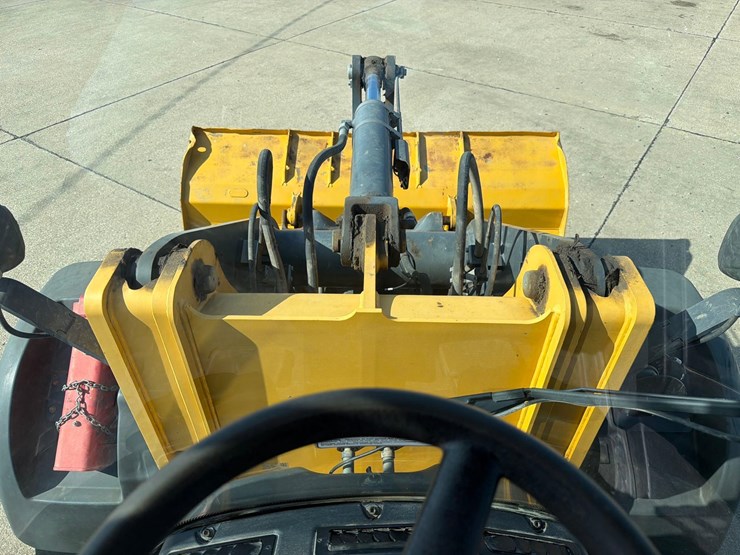 deere-344l-image-45