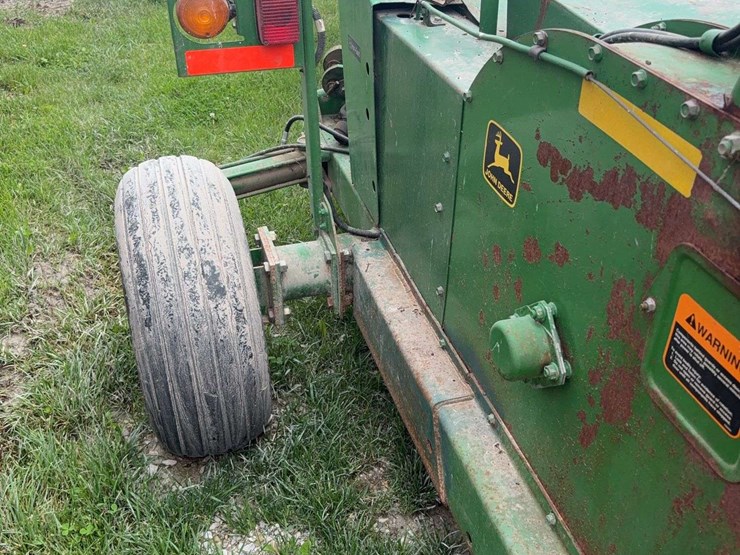 john-deere-3950-image-11