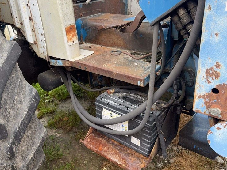ford-7740-image-8