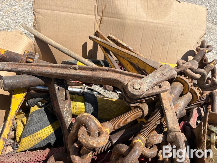pallet-of-straps-&-binders-image-19