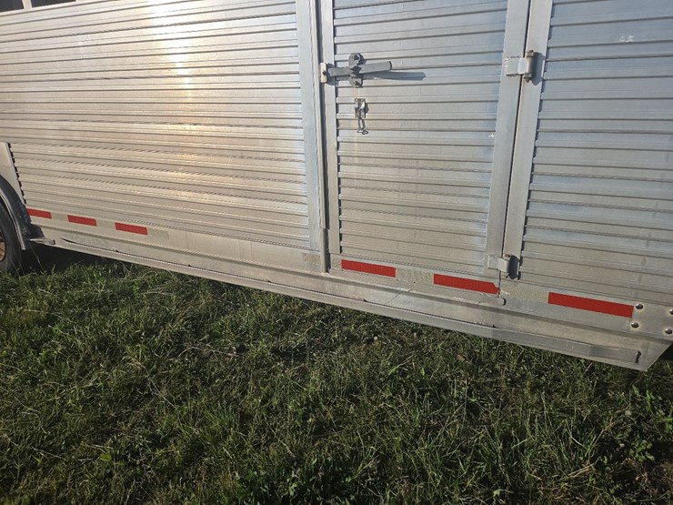 2002-eby-ruffneck-8'x24'-aluminum-livestock-trailer-image-7