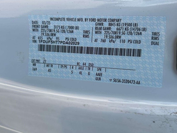 2023-ford-f550-image-5
