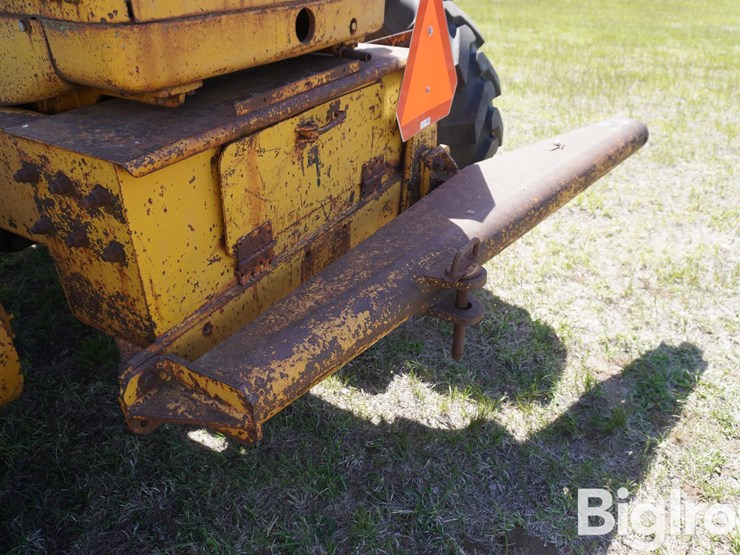 1968-caterpillar-12f-image-11