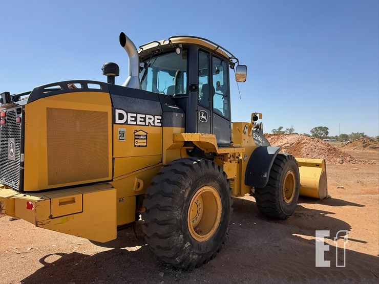 2018-deere-524kii-image-4