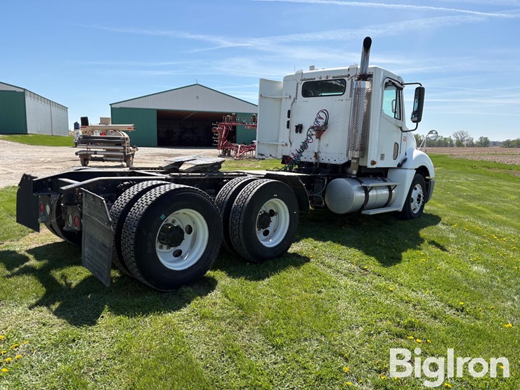 2007-freightliner-columbia-day-cab-truck-tractor-image-5