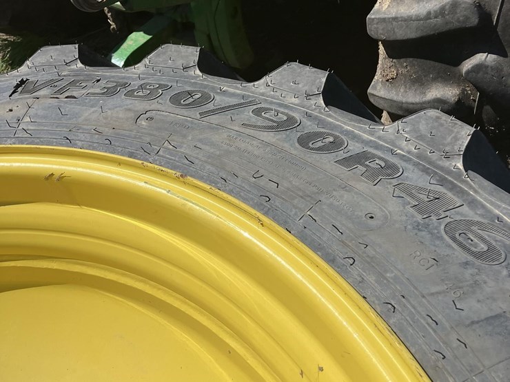john-deere-412-image-6