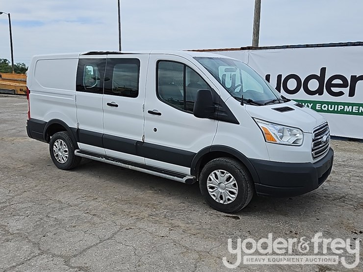 2015-ford-transit-image-6