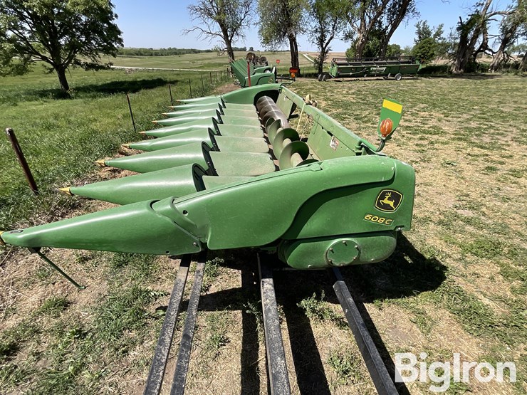 john-deere-608c-image-8