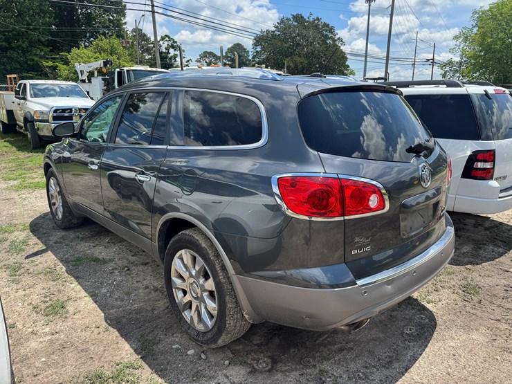 2011-buick-enclave-cxl-image-5