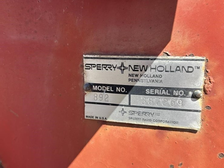 new-holland-892-image-17