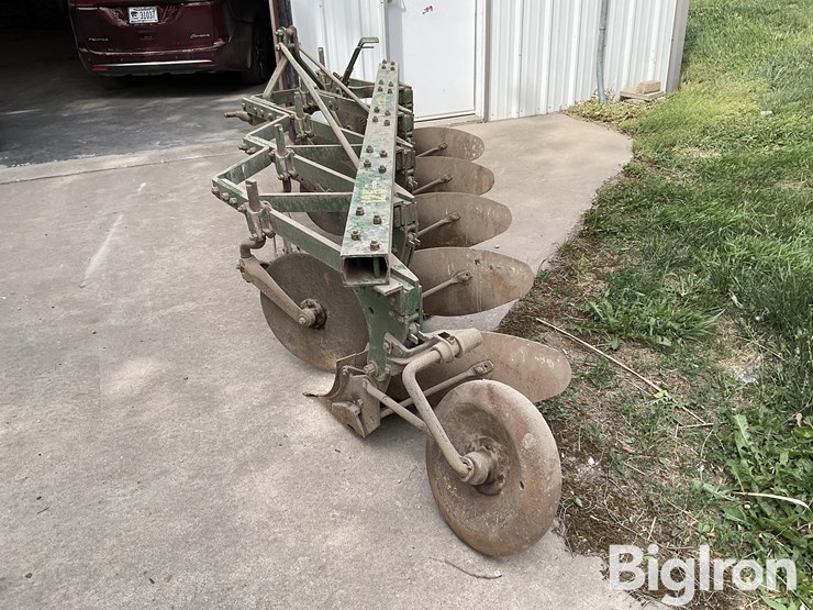 john-deere-125-image-6