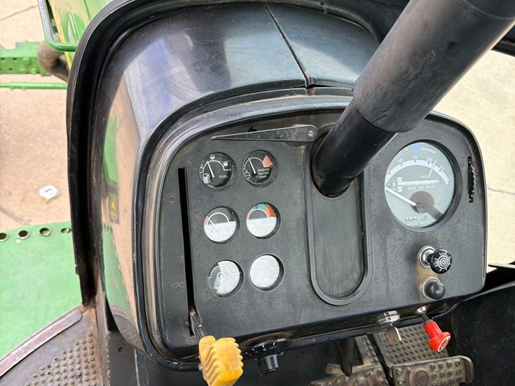 john-deere-4430-image-39
