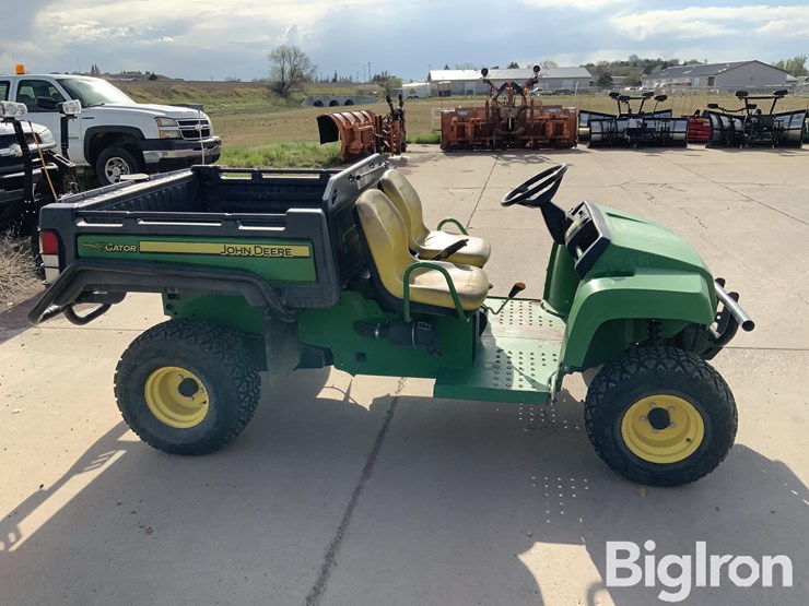 john-deere-gator-image-4
