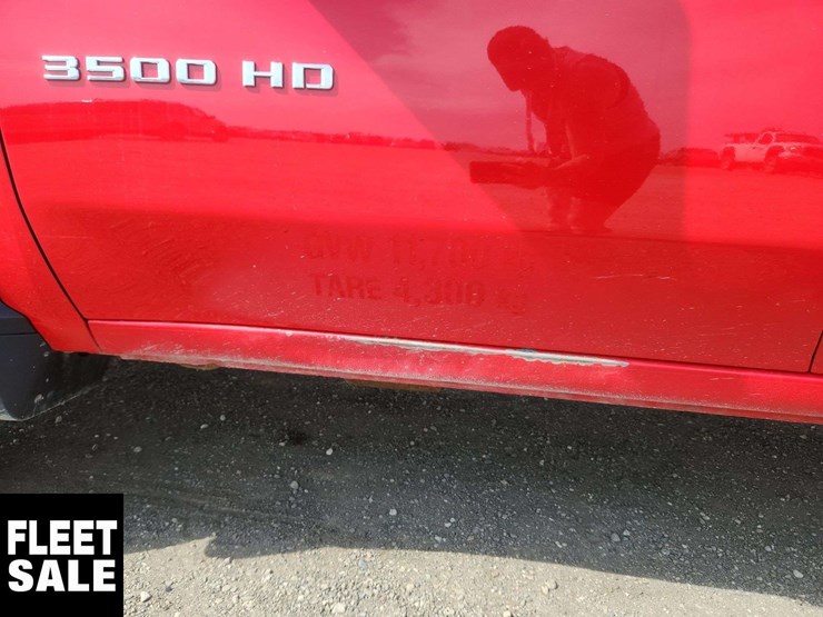 2020-chevrolet-silverado-3500hd-image-47