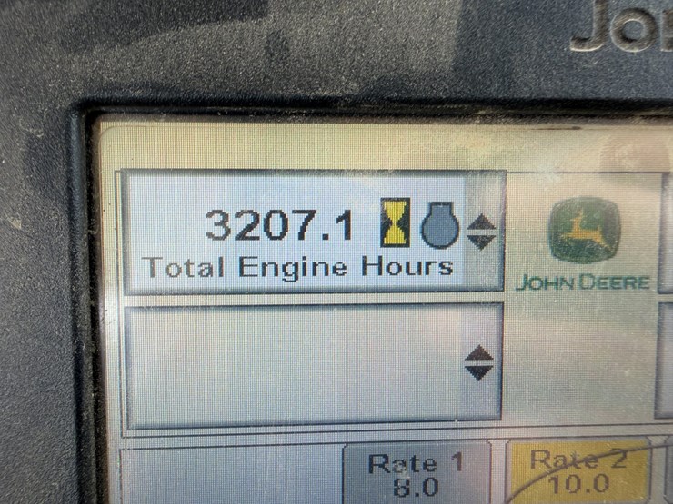 2016-john-deere-r4038-image-118