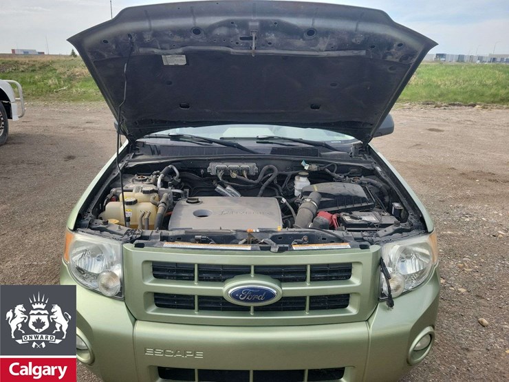 ford-escape-hybrid-image-34