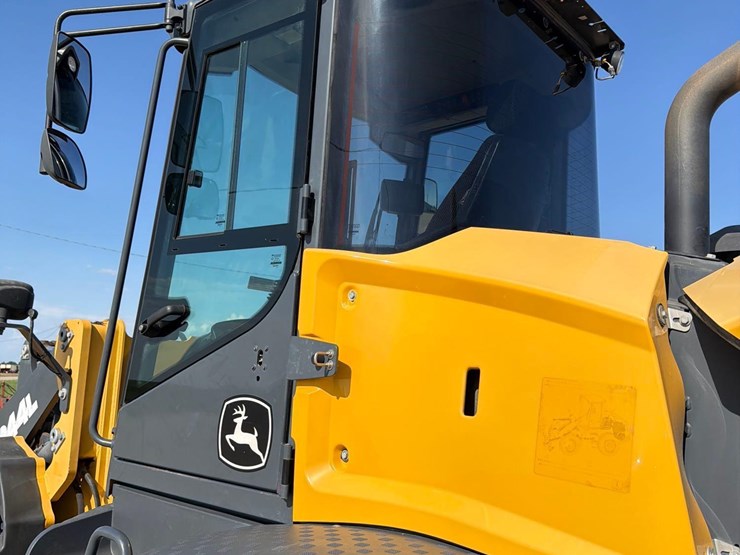 deere-344l-image-32