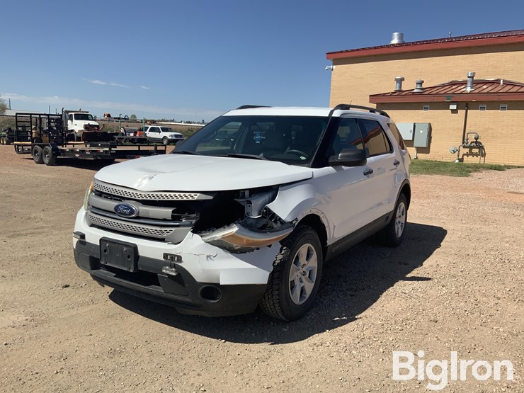 2014-ford-explorer-image-1