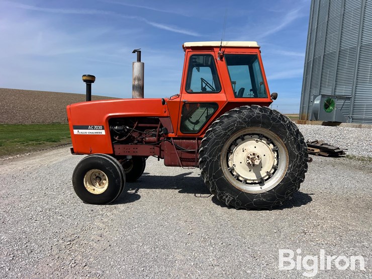 1974-allis-chalmers-7030-image-8