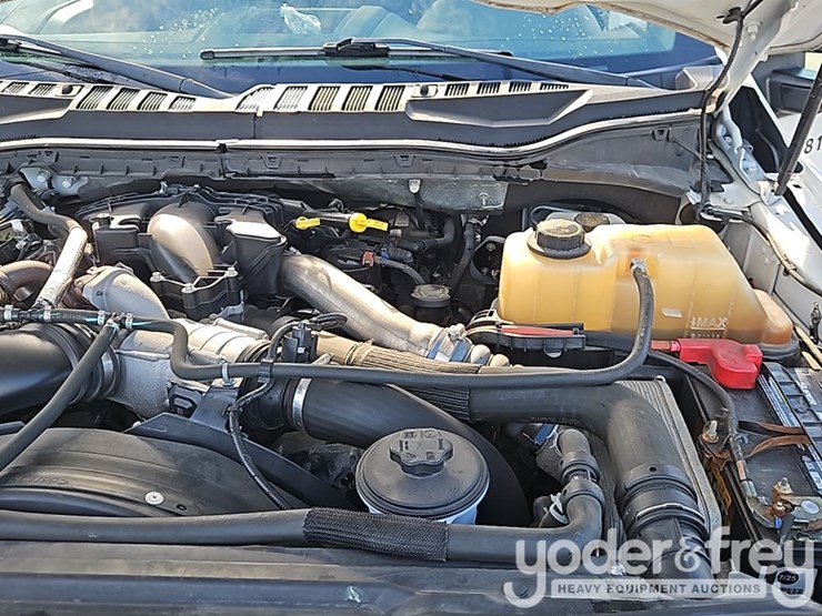 ford-f350-xl-image-16