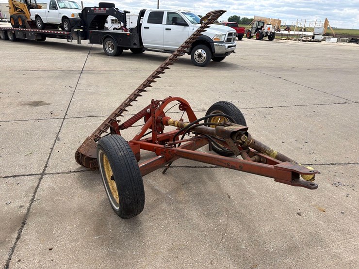 new-holland-456-image-1