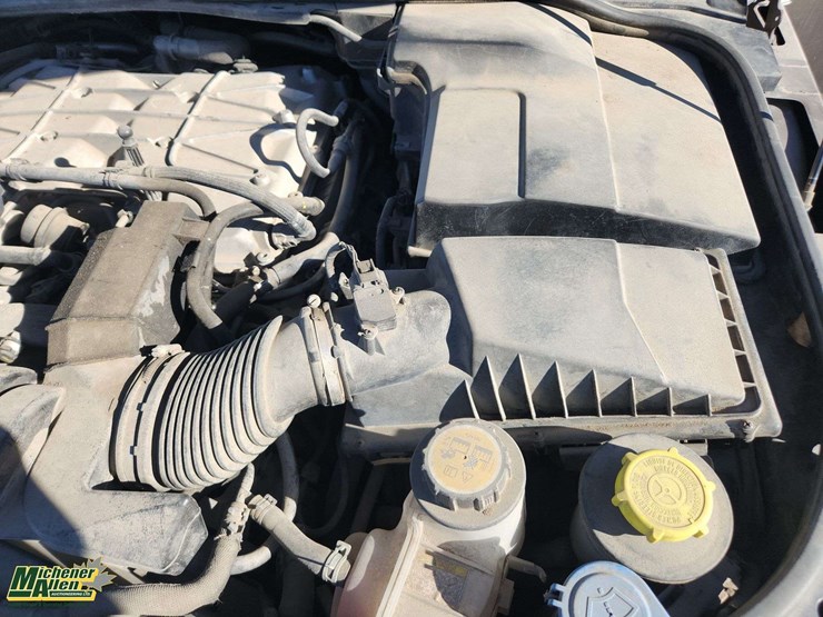 2011-land-rover-range-rover-image-26