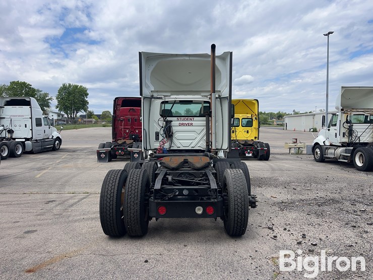 2016-international-transtar-8600-image-6