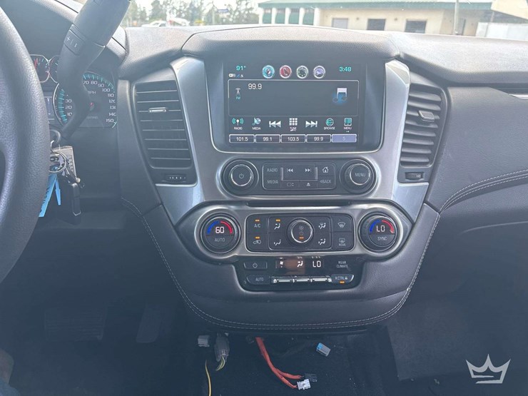 2019-chevrolet-tahoe-image-11
