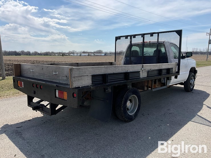 2004-chevrolet-silverado-3500-image-5