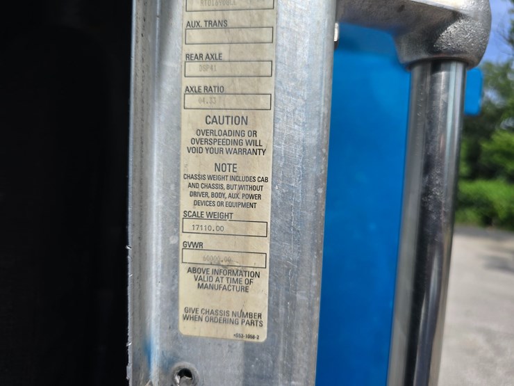 2003-kenworth-t800-image-93