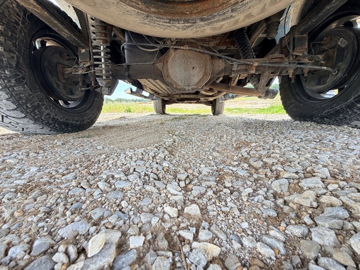 #24066-•-2011-chevrolet-silverado-pickup-truck-image-78
