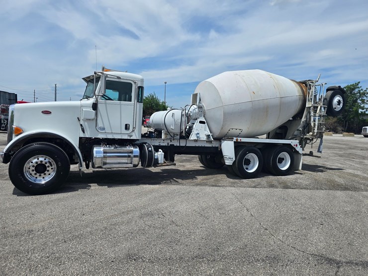 2014-peterbilt-365-image-6
