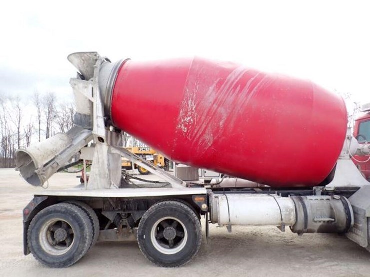 1999-mack-rb690s-image-58