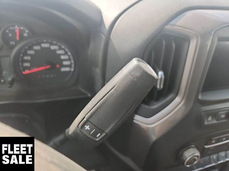 2020-chevrolet-silverado-3500hd-image-10