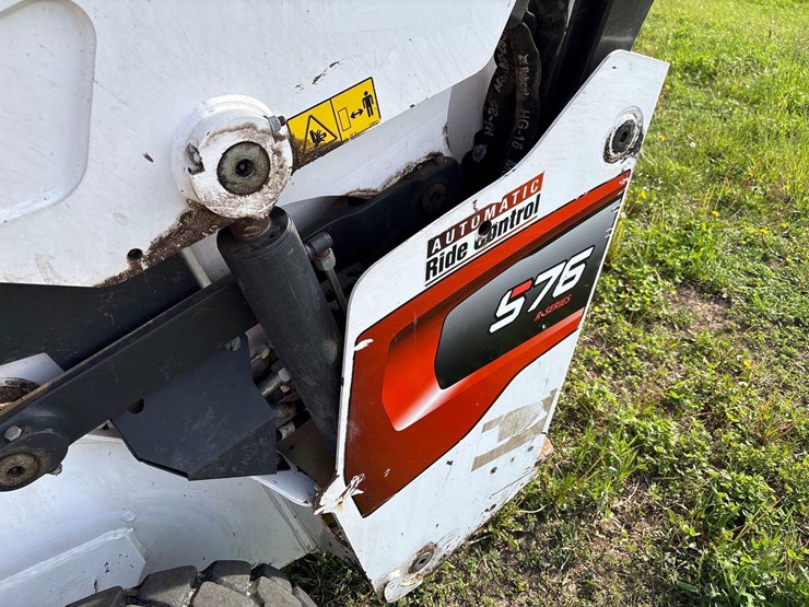 2021-bobcat-s76-image-24