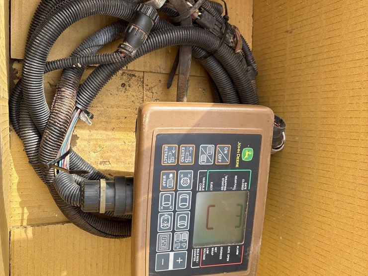 john-deere-569-image-24