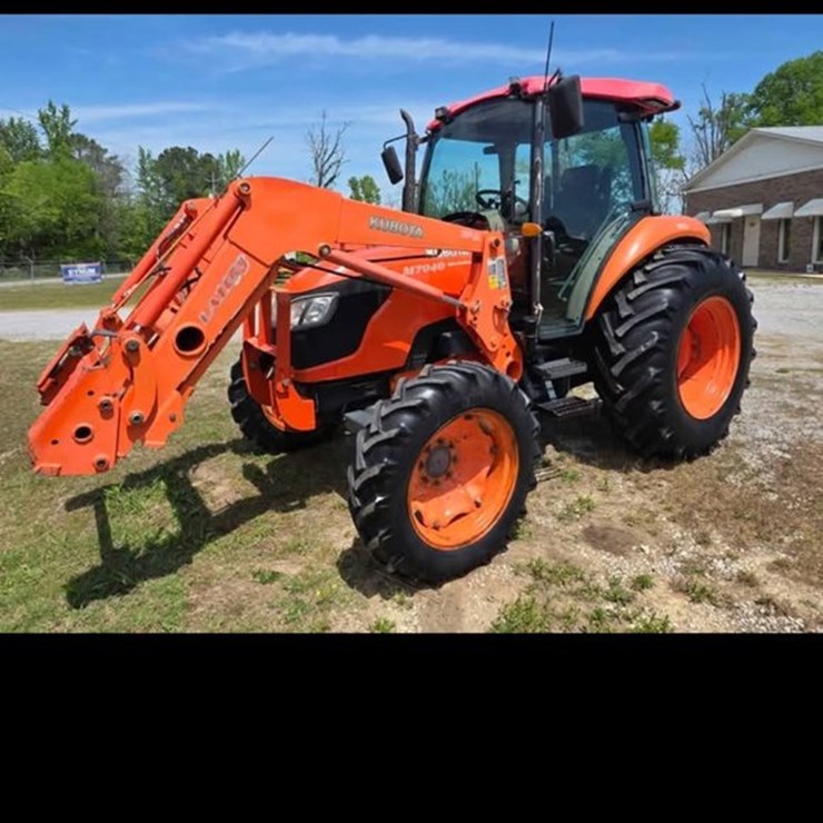 2007 KUBOTA M7040