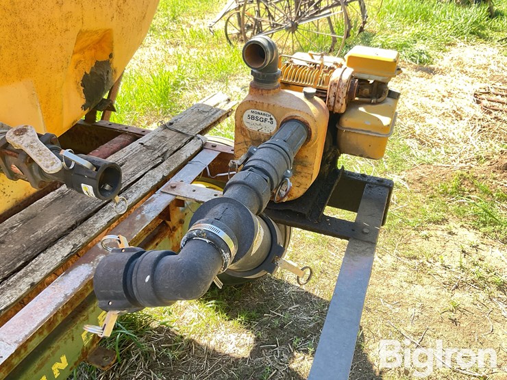 john-deere-1064-image-16