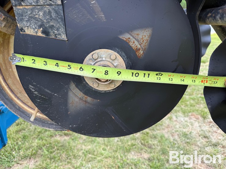 kinze-2600-image-9